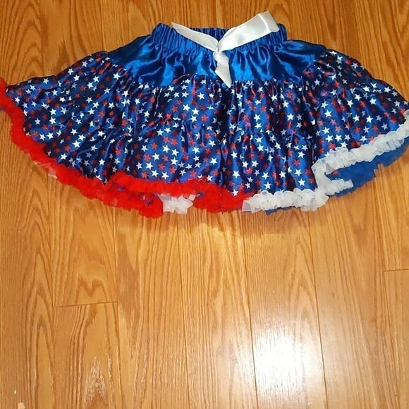 Minnie Mouse red white blue skirt set Sz 4/5 - Picture 3 of 6